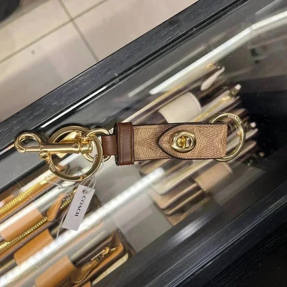 Coach CY235 Trigger Snap Bag Charm In Signature Canvas - Picture 2 of 6